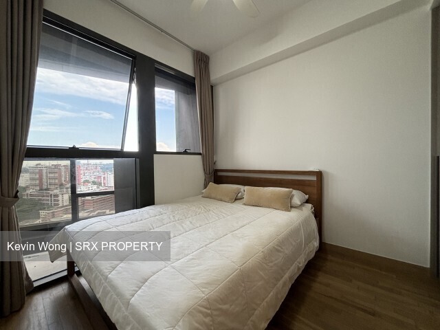 Commonwealth Towers (D3), Condominium #450021811